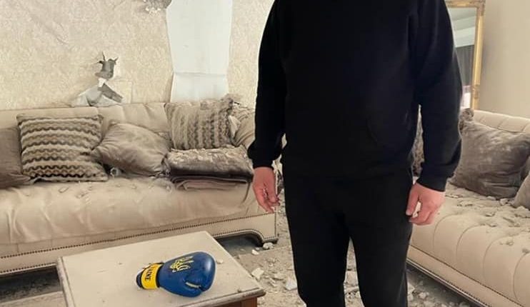 
                Россияне обстреляли дом харьковского вице-губернатора (Фото)            