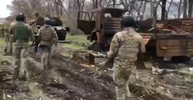 
                ВСУ показали колонну уничтоженной в Харьковской области российской техники (Видео)            