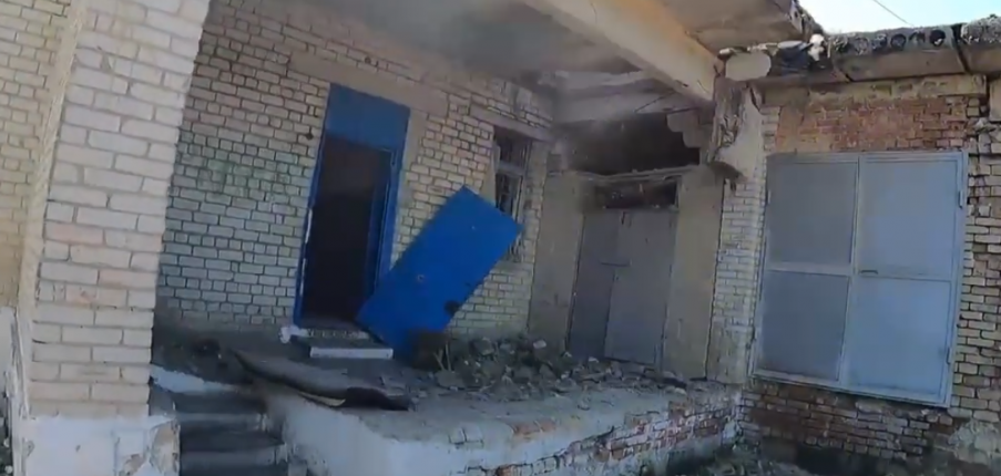 
                “Выгоняли из дома и сами там жили”: жители Кутузовки рассказали об оккупации (Видео)            