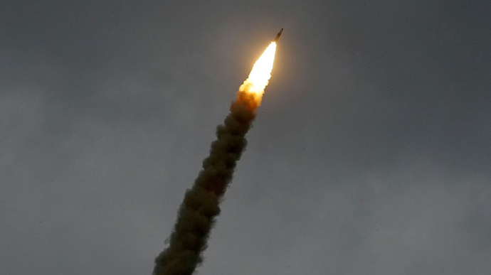 
                Российские оккупанты нанесли ракетный удар по Кременчугу            
